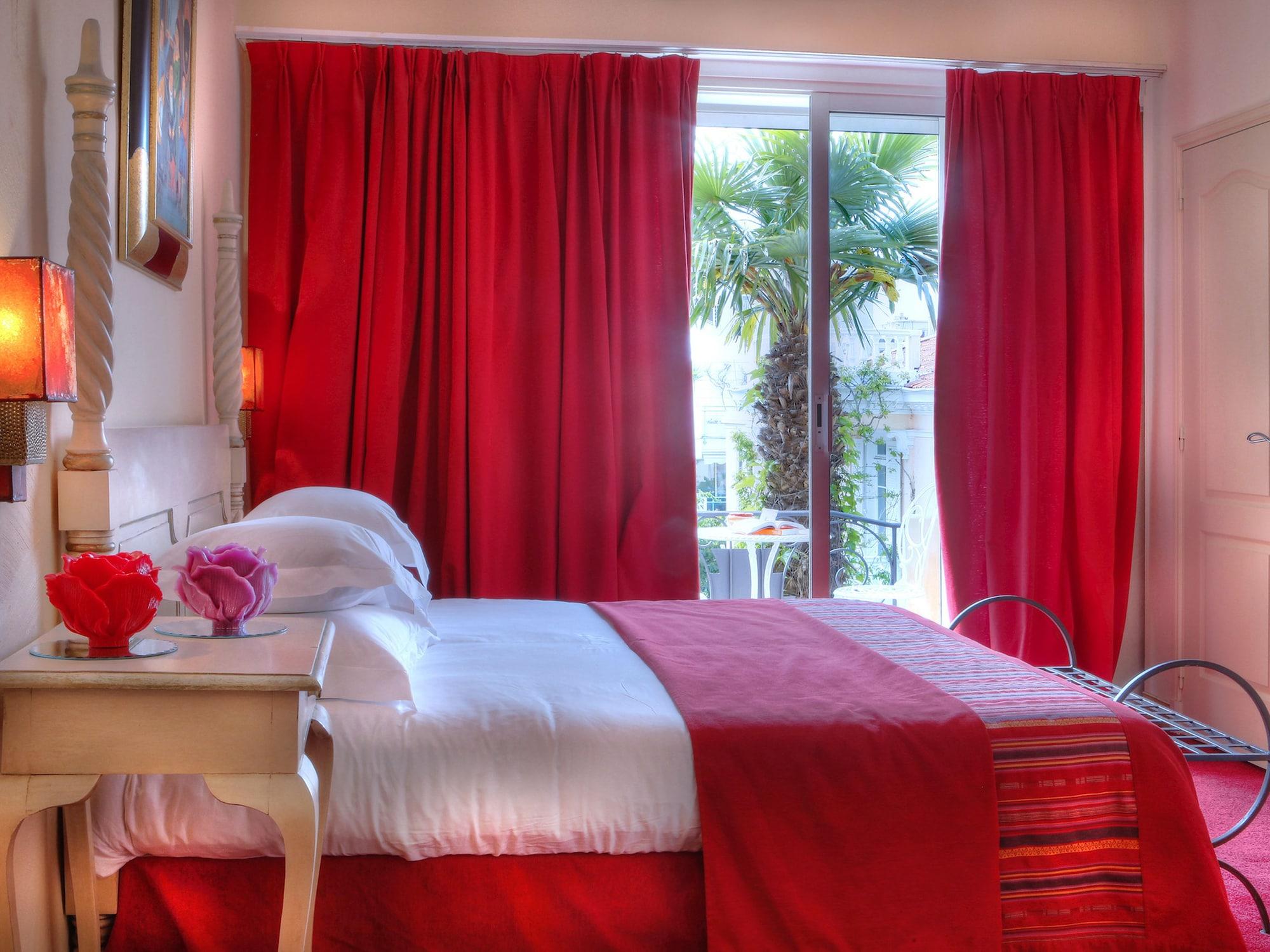Hotel La Villa Sainte Valerie Adults Only Juan-les-Pins Bagian luar foto