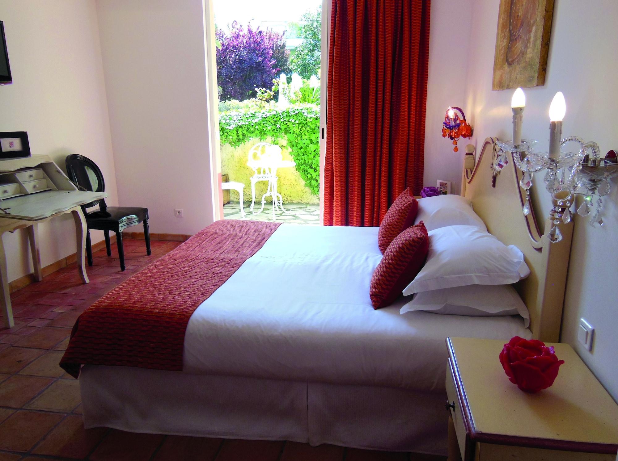 Hotel La Villa Sainte Valerie Adults Only Juan-les-Pins Bagian luar foto