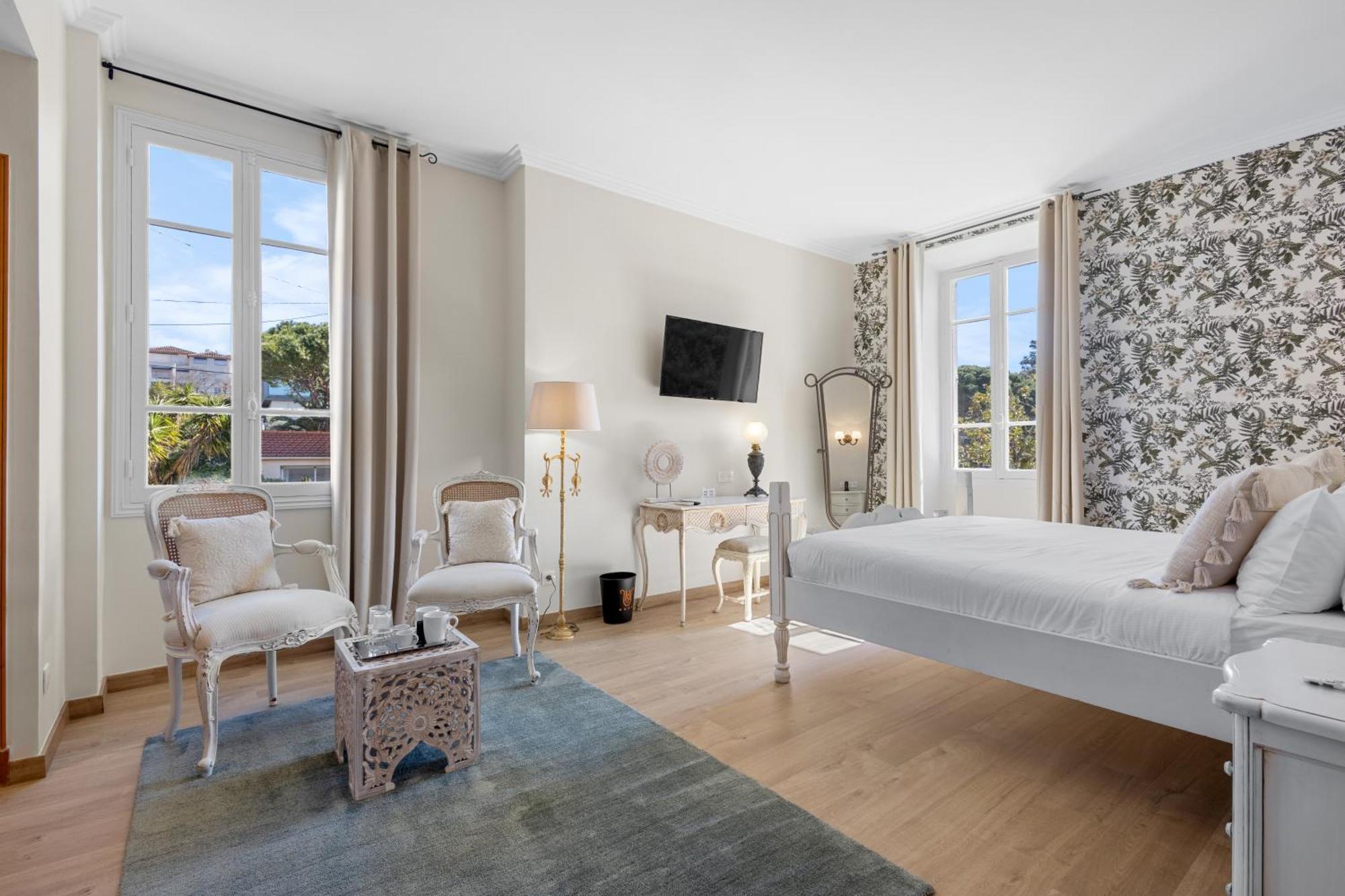 Hotel La Villa Sainte Valerie Adults Only Juan-les-Pins Bagian luar foto