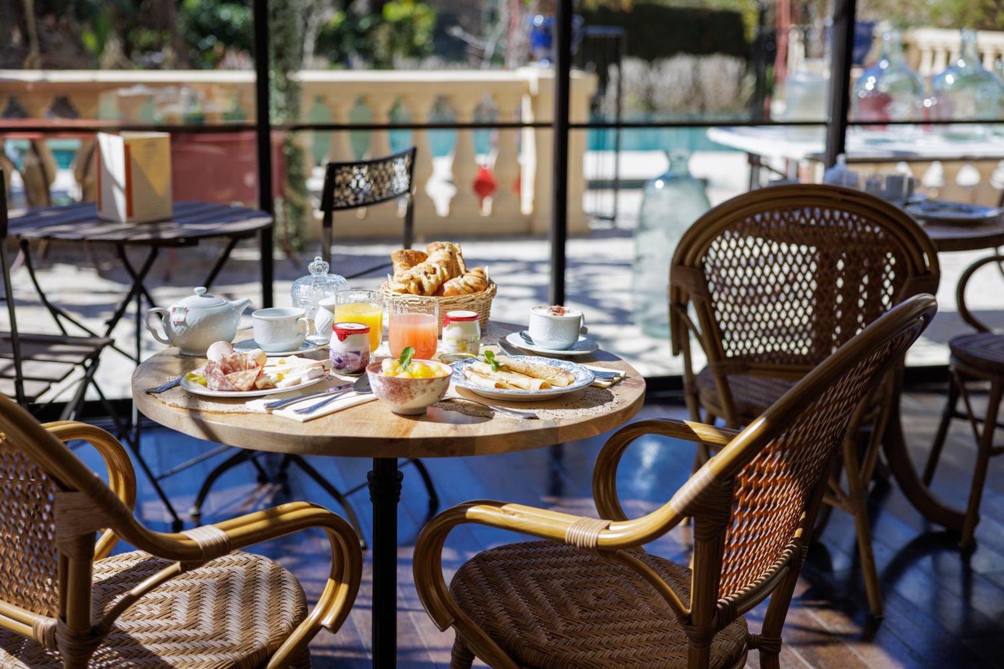 Hotel La Villa Sainte Valerie Adults Only Juan-les-Pins Bagian luar foto