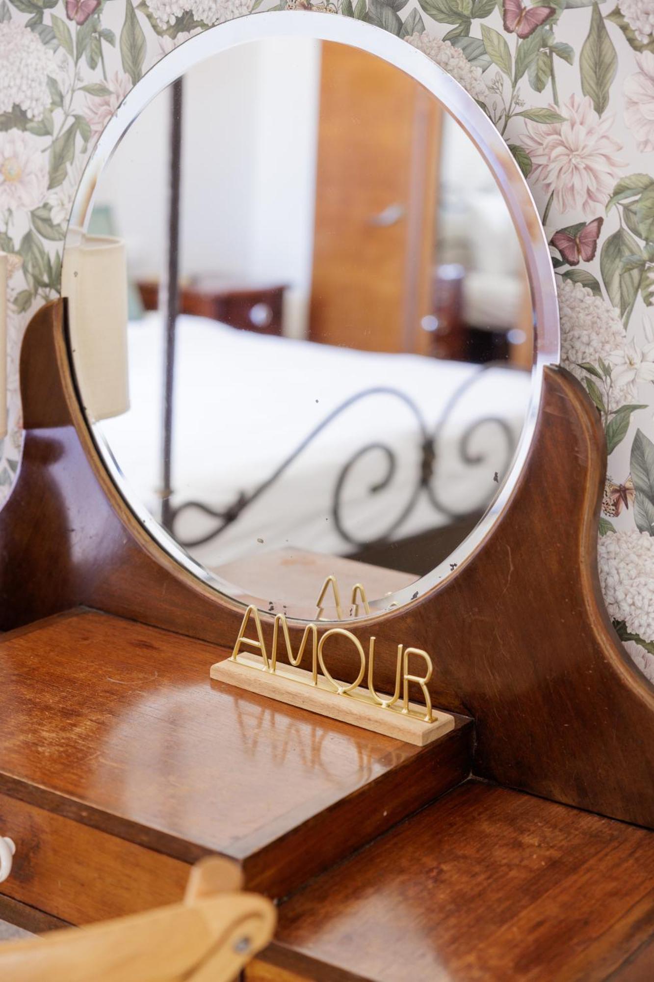 Hotel La Villa Sainte Valerie Adults Only Juan-les-Pins Bagian luar foto