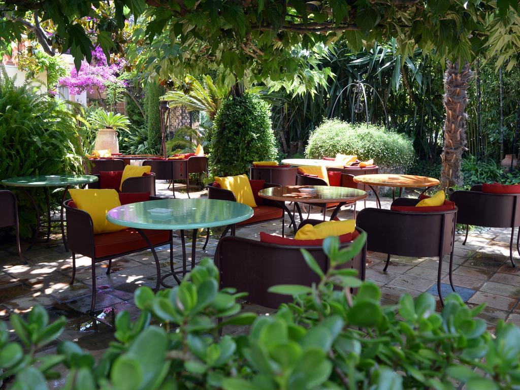 Hotel La Villa Sainte Valerie Adults Only Juan-les-Pins Bagian luar foto