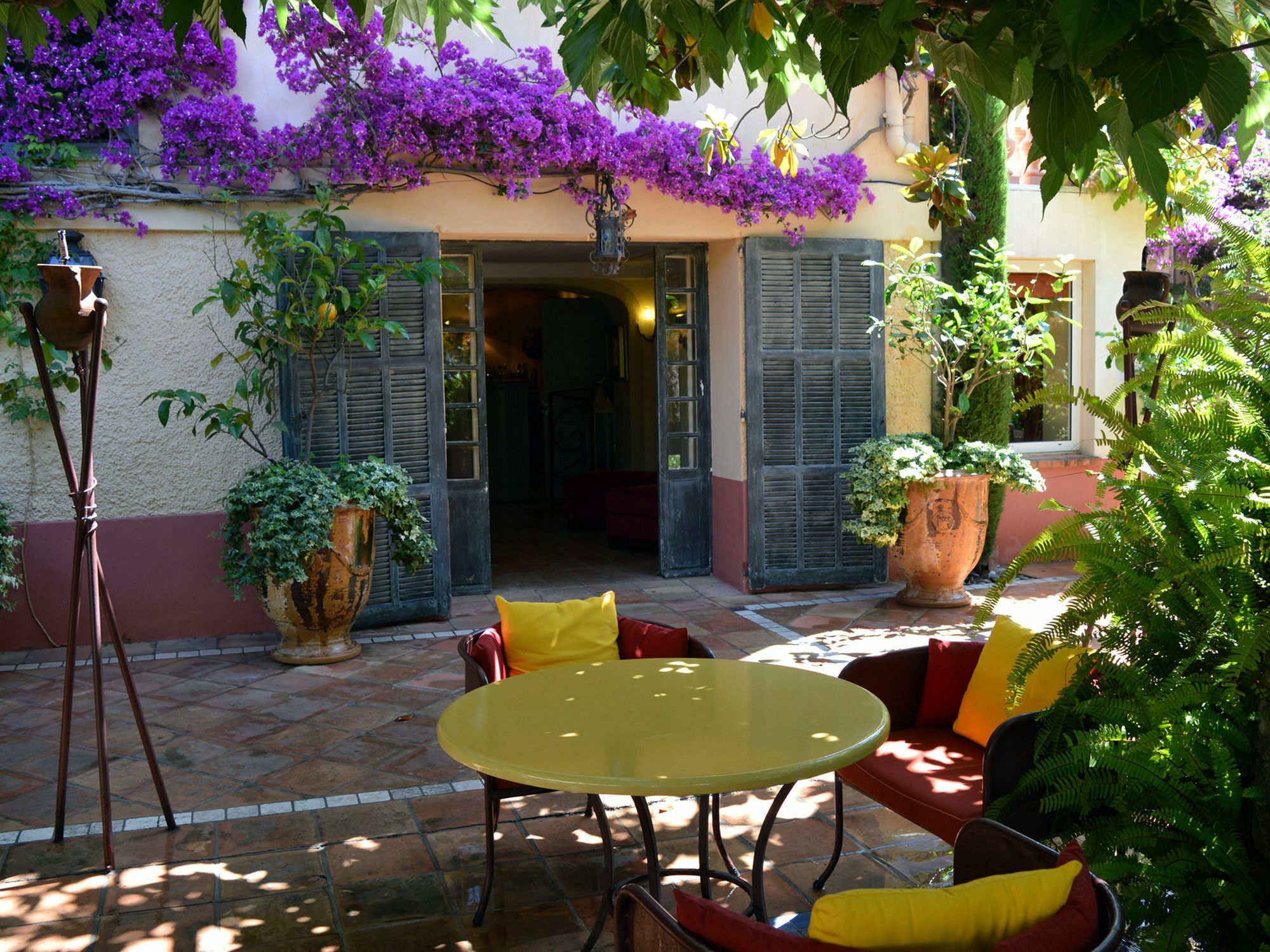 Hotel La Villa Sainte Valerie Adults Only Juan-les-Pins Bagian luar foto